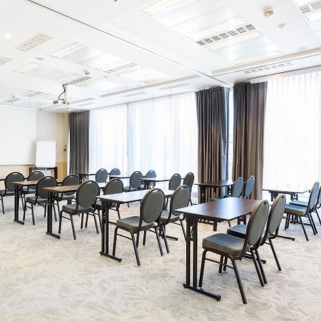 Qubus Hotel Kielce Extérieur photo