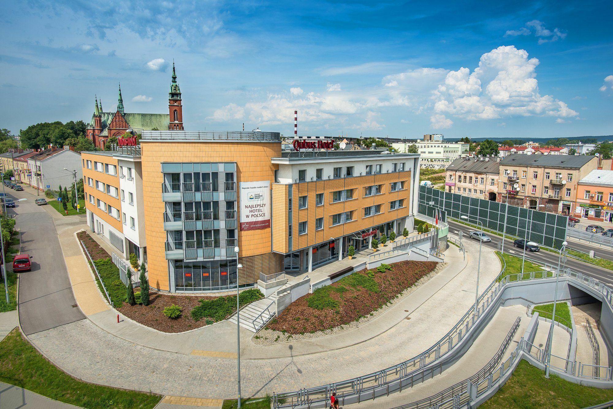 Qubus Hotel Kielce Extérieur photo